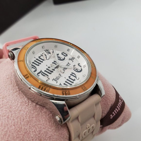 Juicy Couture  Watch Pink  Band  with Box *needs Battery - Picture 6 of 6